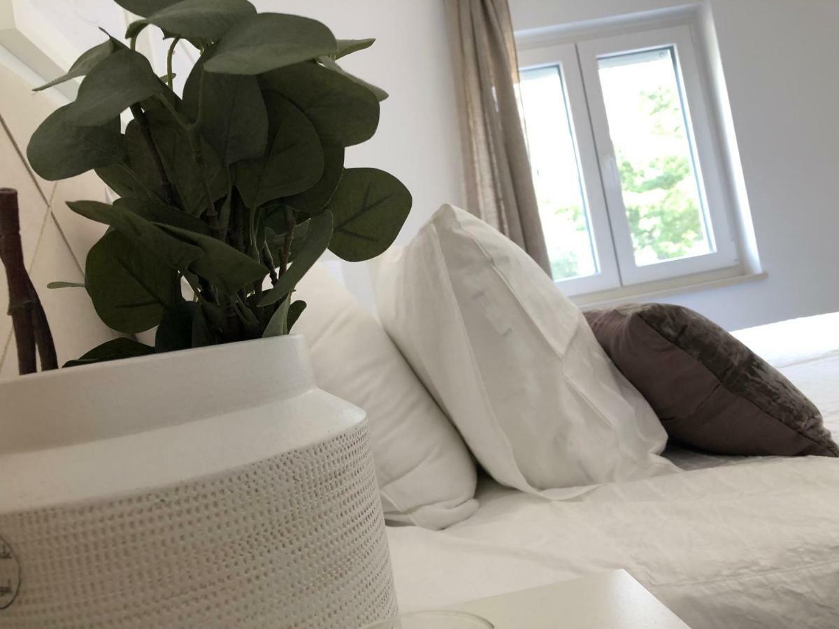 Near The Beach,Free Parking&Wifi Макарска Екстериор снимка