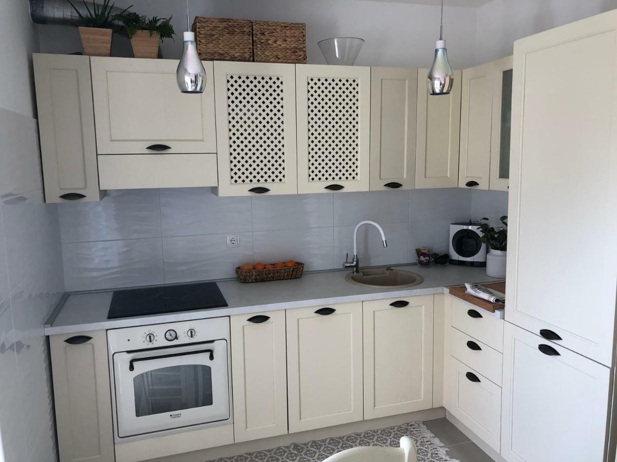 Near The Beach,Free Parking&Wifi Макарска Екстериор снимка